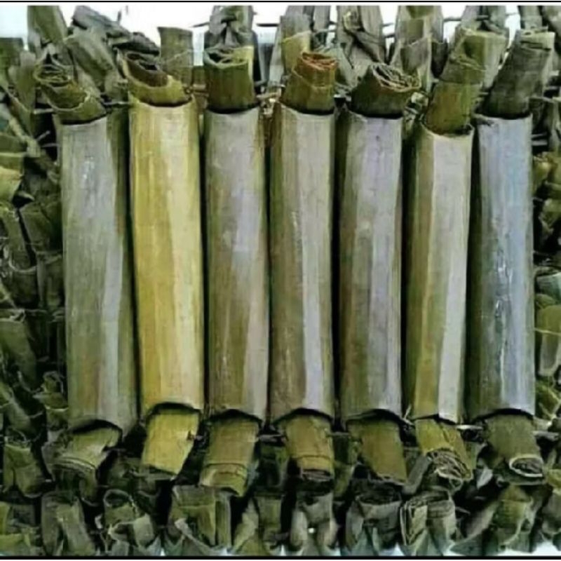 

DAUN LONTONG, LONTONG DAUN KOSONGAN ,LONTONG DAUN