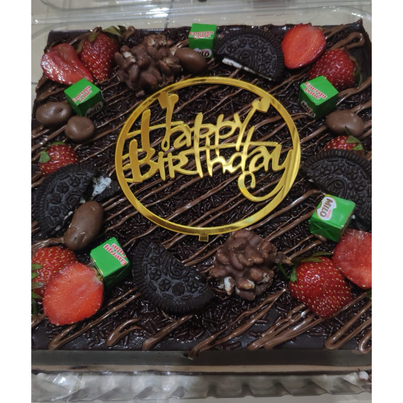 

Puding Cake Oreo Hampers Lebaran/Natal/ imlek / ulang tahun ukuran 22cm