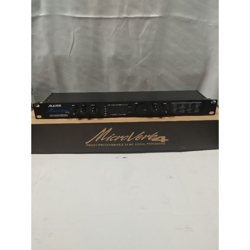 EFFECT VOCAL ALESIS MICROVERB4 MADE IN TAIWAN ALESIS MICROVERB 4 KUPING BESI