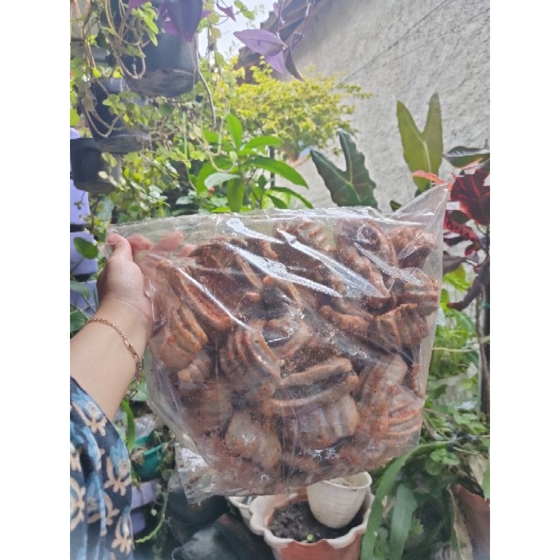 

kerupuk jengkol pedas