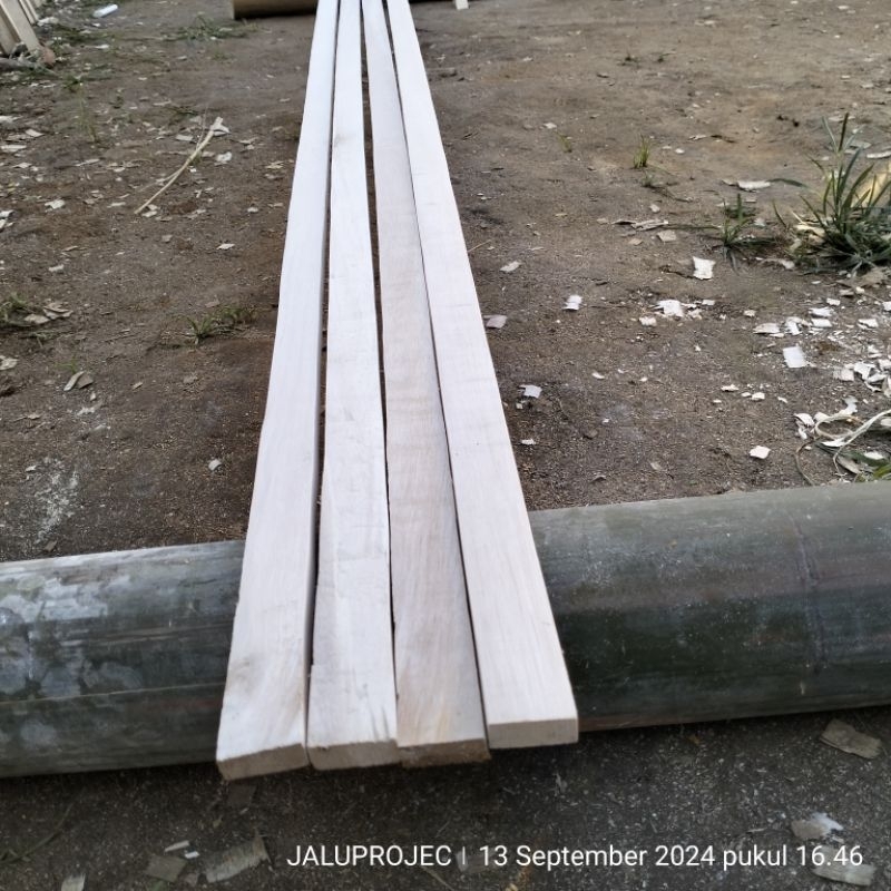 List kayu tipis 1x2 cm panjang 100 cm sudah amplas halus