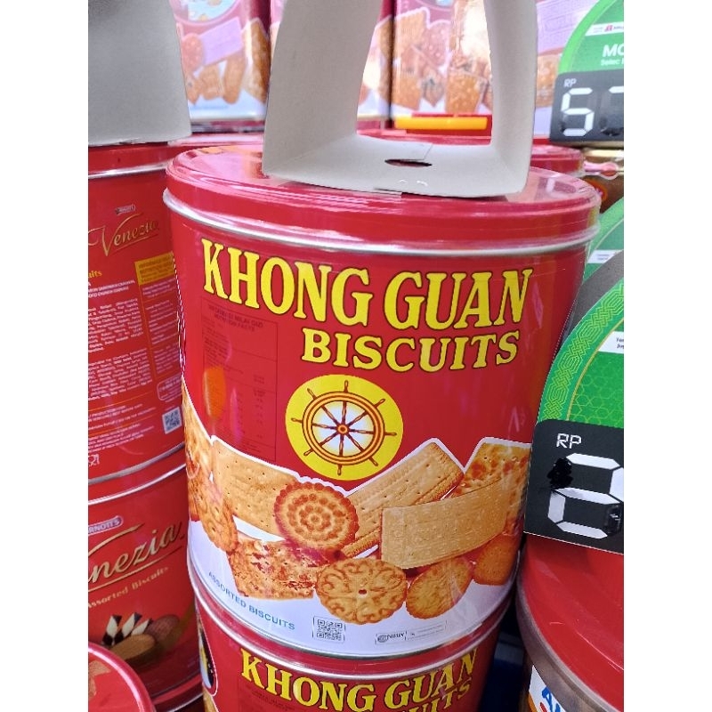 

Khong Guan biskuit kaleng kecil 650 gr