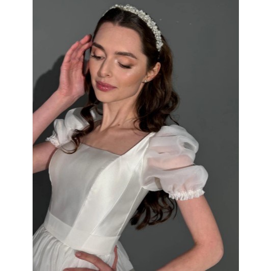 GAUN PESTA  DENGAN SIMPLE  LRNGAN PENDEK  SATIN  MEWAH  POLOS  ORGANZA PENDEK