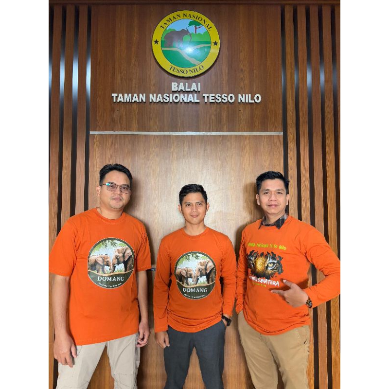kaos mata harimau orange bata lengan pendek dan panjang