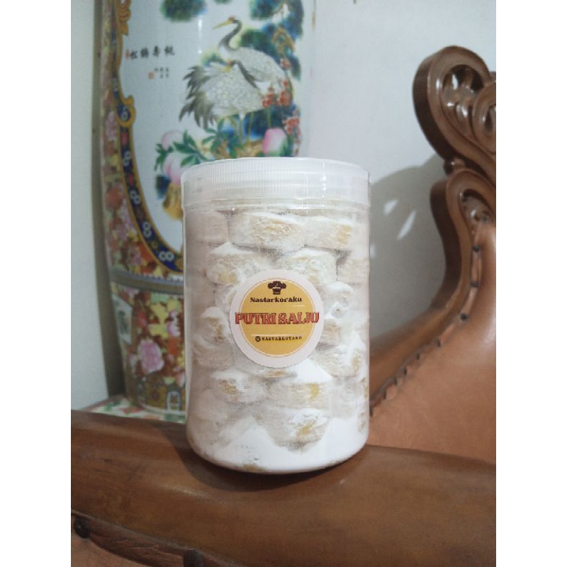 

Putri Salju Creamy Milky By. Nastarkotaku, Kemasan Jar Ulir 750ml