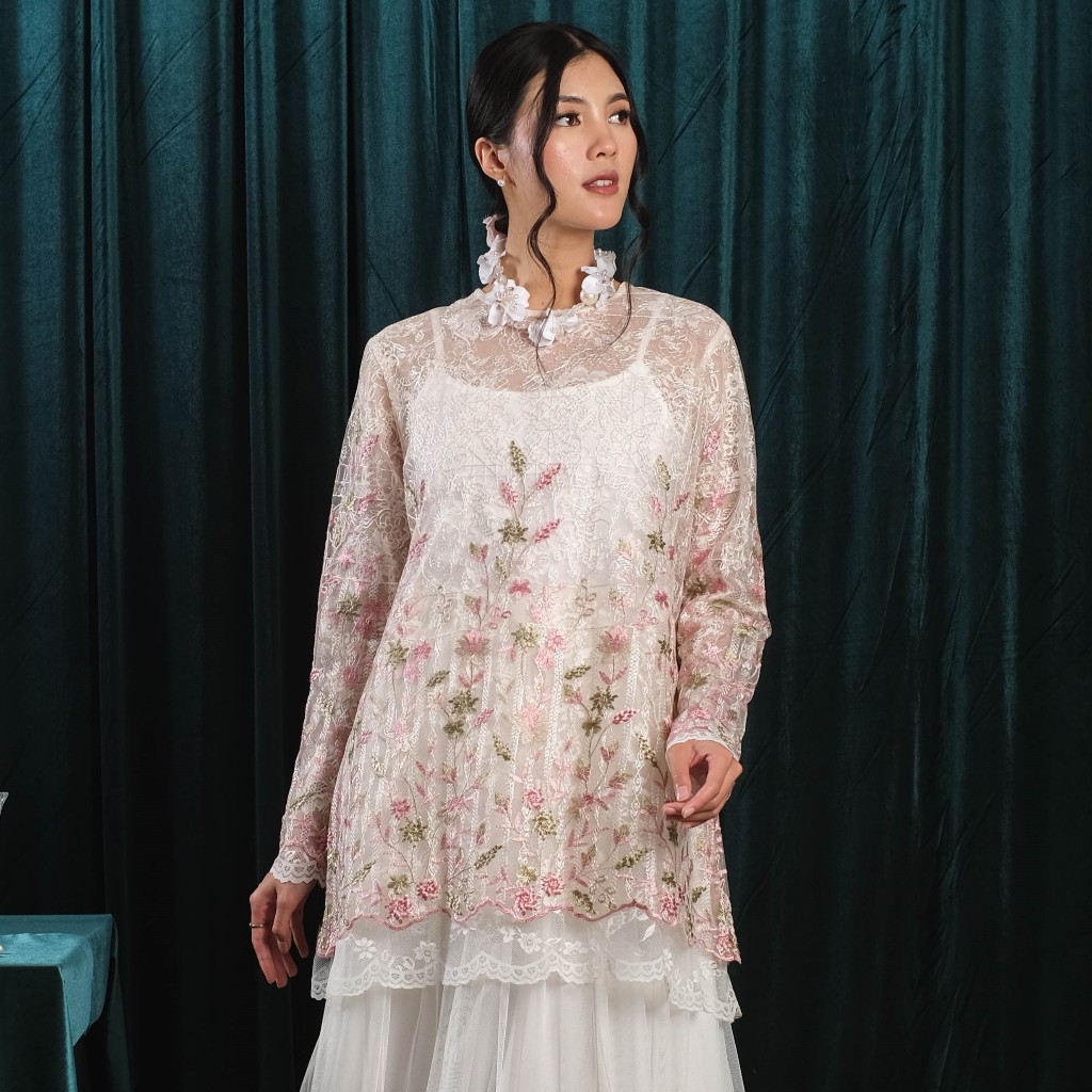 Holy Peony Dara Outer Tunic Brokat Wanita Lengan Panjang