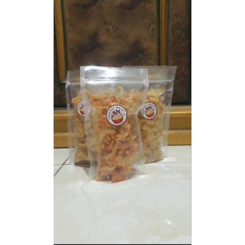 

cemilanNikmatLumpiaKeringChilioilDaunJerukPedas