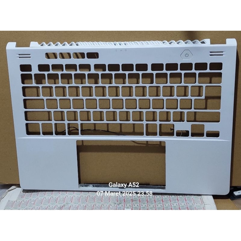 Frame PALMREST ASUS ROG ZEPHYRUS G14 GA402  GA402R GA402RJ