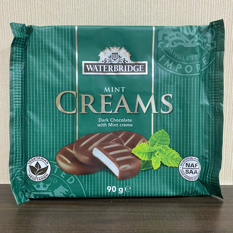 

Coklat Import - Dark Chocolate With Mint Creme/ Coklat Mint /Dark Chocolate / No Artificial Flavours / Made in UK / Exp 2026 / Ready Bisa Gosend