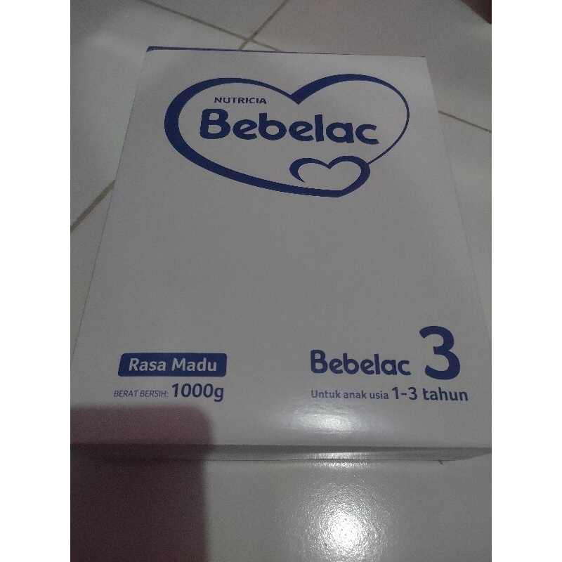 

SUSU FORMULA BEBELAC 3 RASA MADU 1000GR EXP 2026. KEMASAN DUS PUTIH.