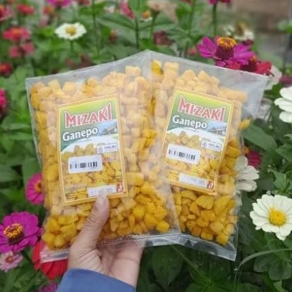 

Ganepo / Dakak dakak / kerupuk ubi cincang 200g Mizaki