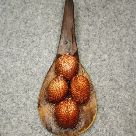 

BUAH SALAK kecil 1kg