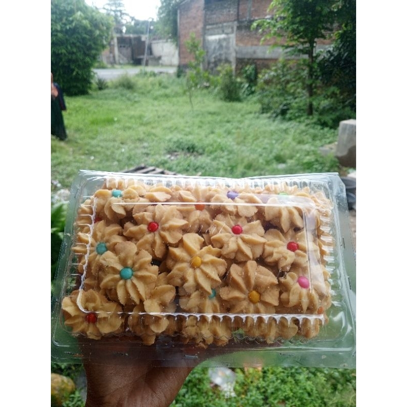 

Kue Lebaran mawar jadul 500gram