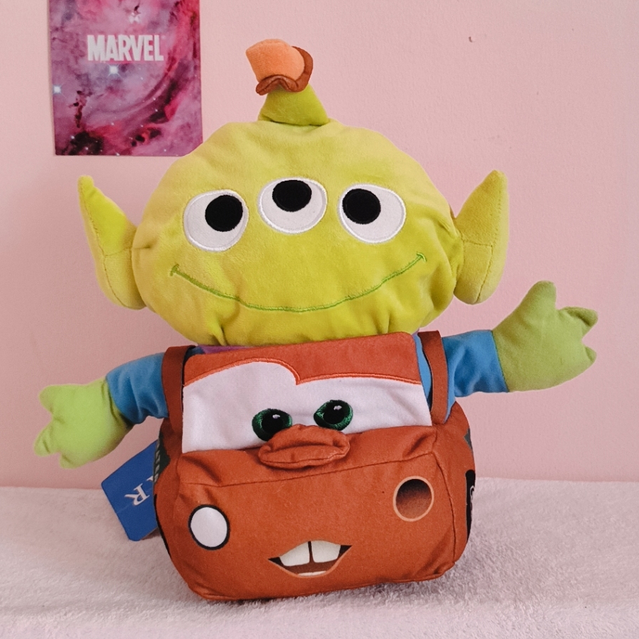 Boneka Disney Pixar Toy Story x Cars Little Green Men x Tow Matter SEGA Plush