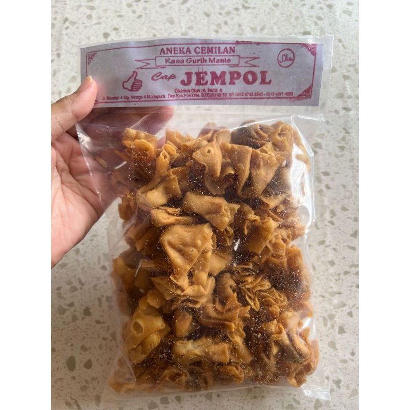 

Snack JEMPOL Pangsit Cumi kering