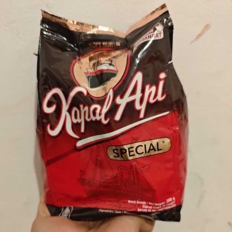 

Kopi Kapal Api Special 380 gram