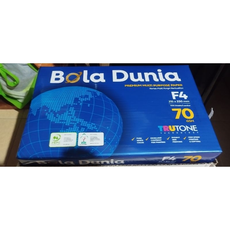

Kertas HVS Bola Dunia F4 70 gsm 1 rim (500 lembar)