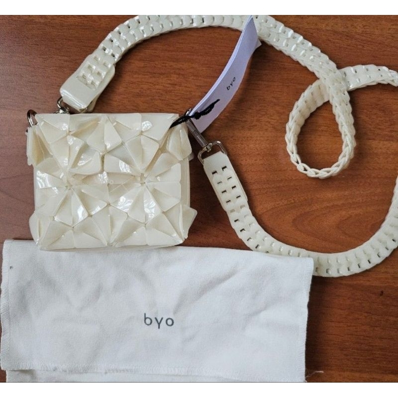 preloved byo tech bag
