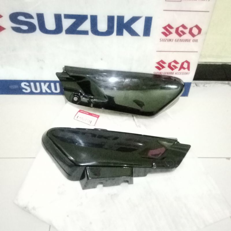 Cover Tutup Aki Honda Astrea Grand Legenda Impressa Hitam Original AHM