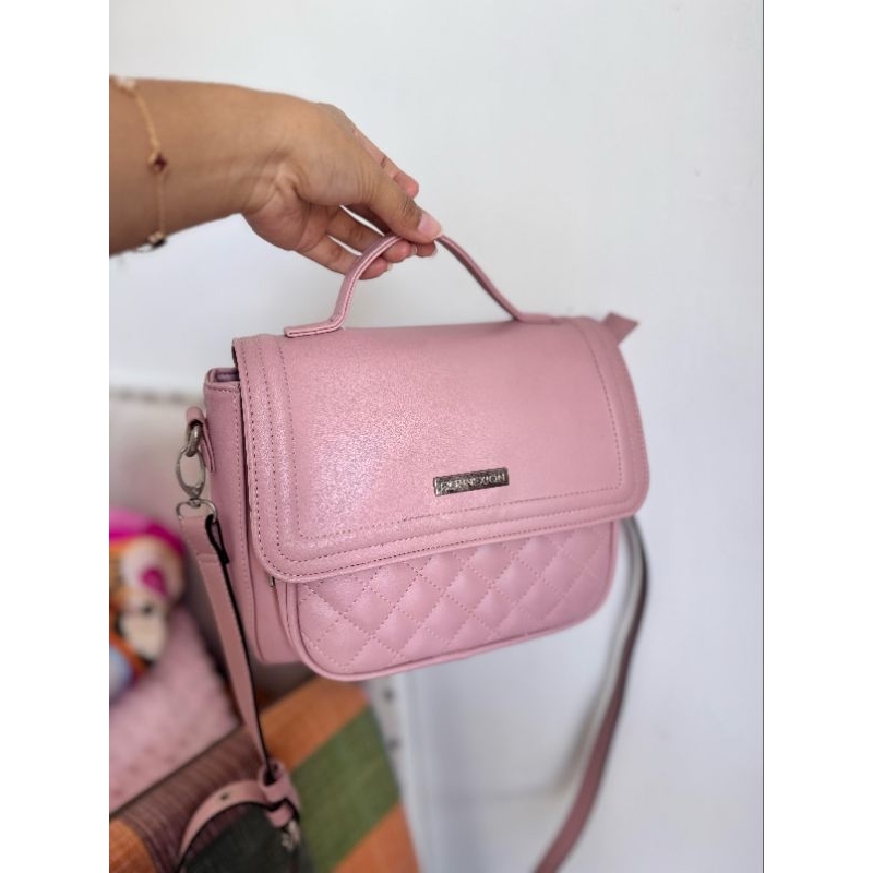 Preloved LIKE NEW Connexion Bag Tas Wanita Branded Pink