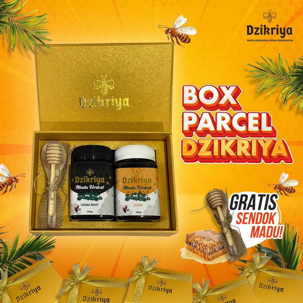 

HAMPERS CANTIK MADU DZIKRIYA dengan hardbox kokoh dan sendok kayu cantik