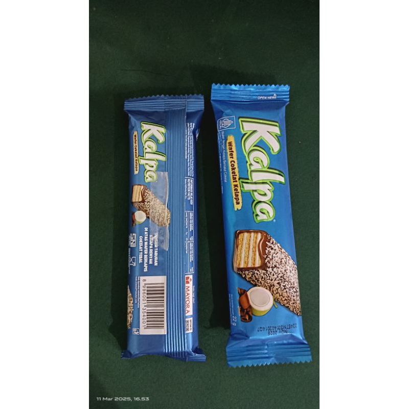 

Kalpa (wafer cokelat Kelapa)