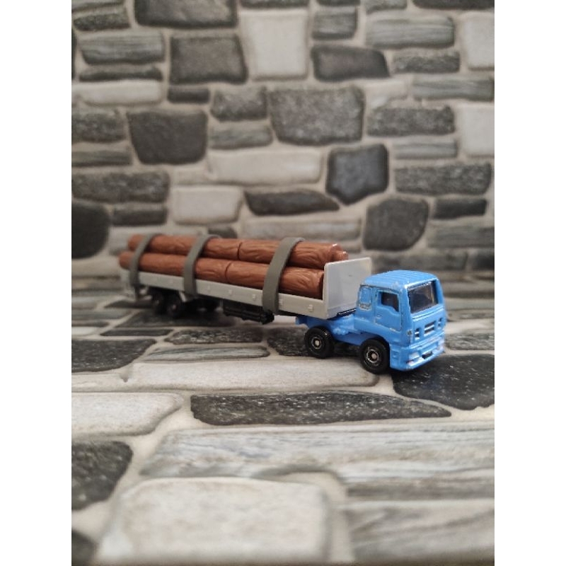 Tomica Isuzu Giga Logging Truck - Loose Murah