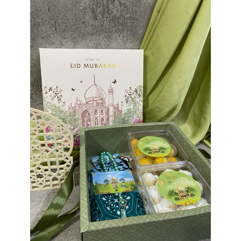 

HAMPERS LEBARAN/ EID MUBARAK - MALIKA SET