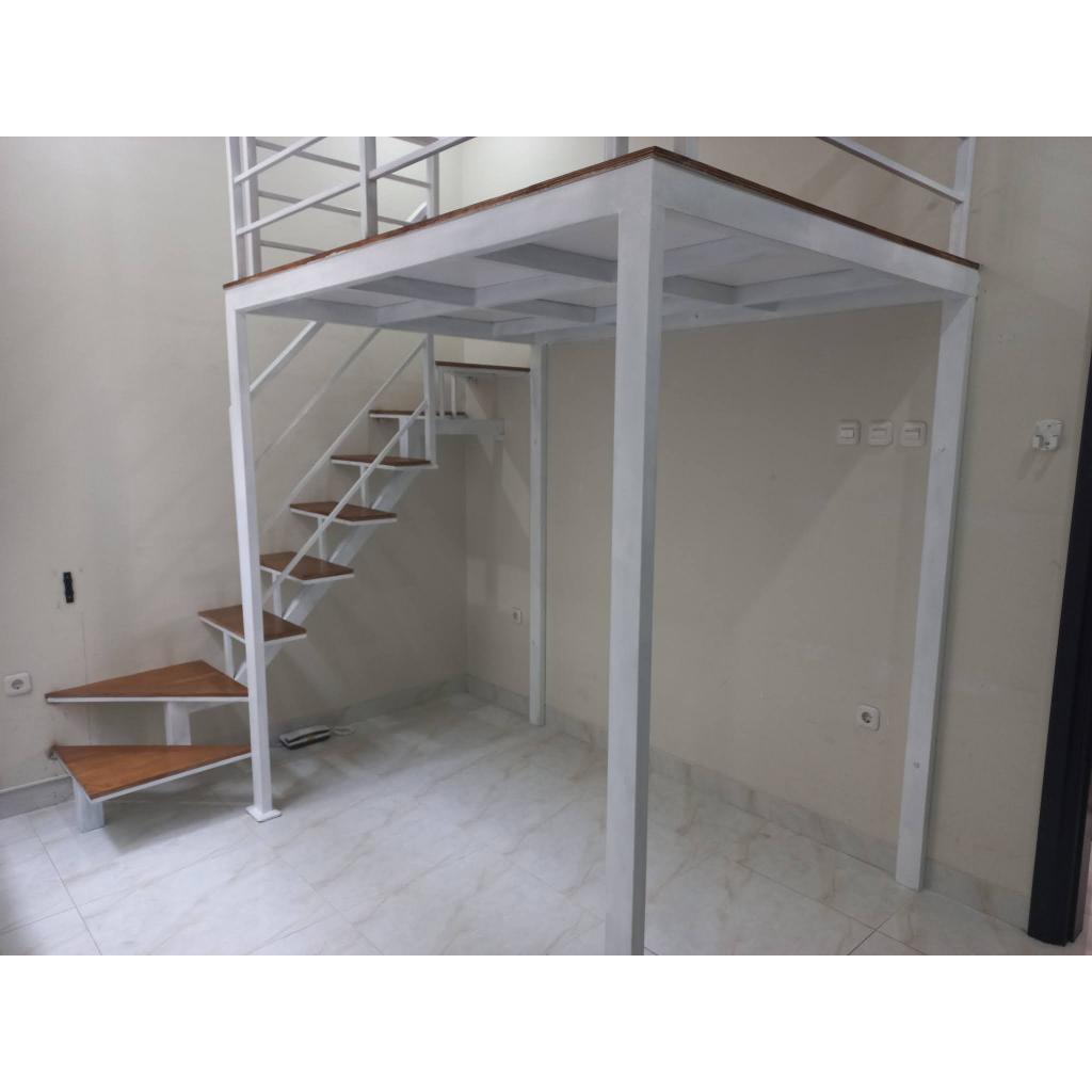 Mezzanine indoor rangka besi hollow