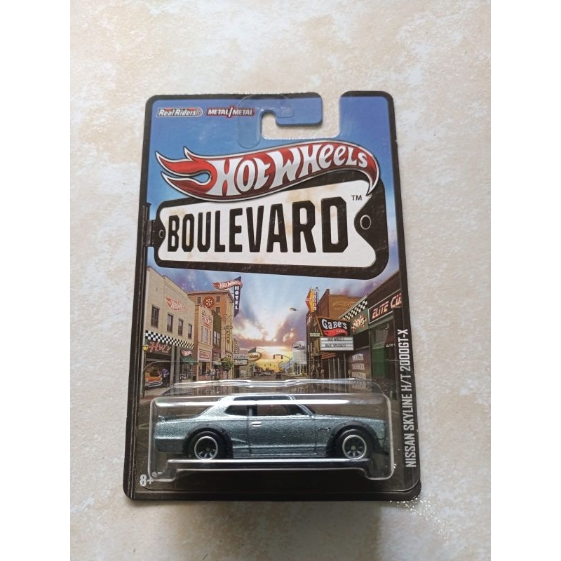 Hot wheels skyline 2000 gtx boulevard