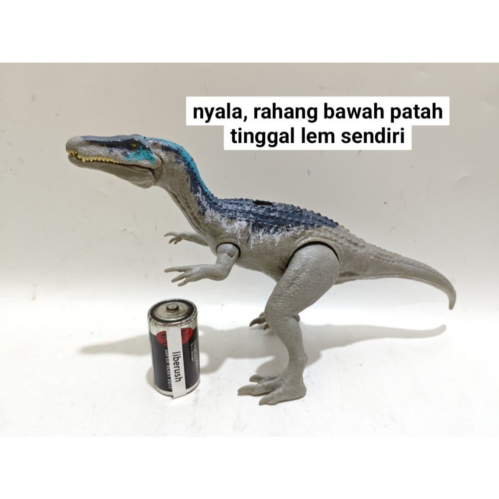 jurassic world camp cretaceous baryonyx roar attack chaos action figure dinosaur