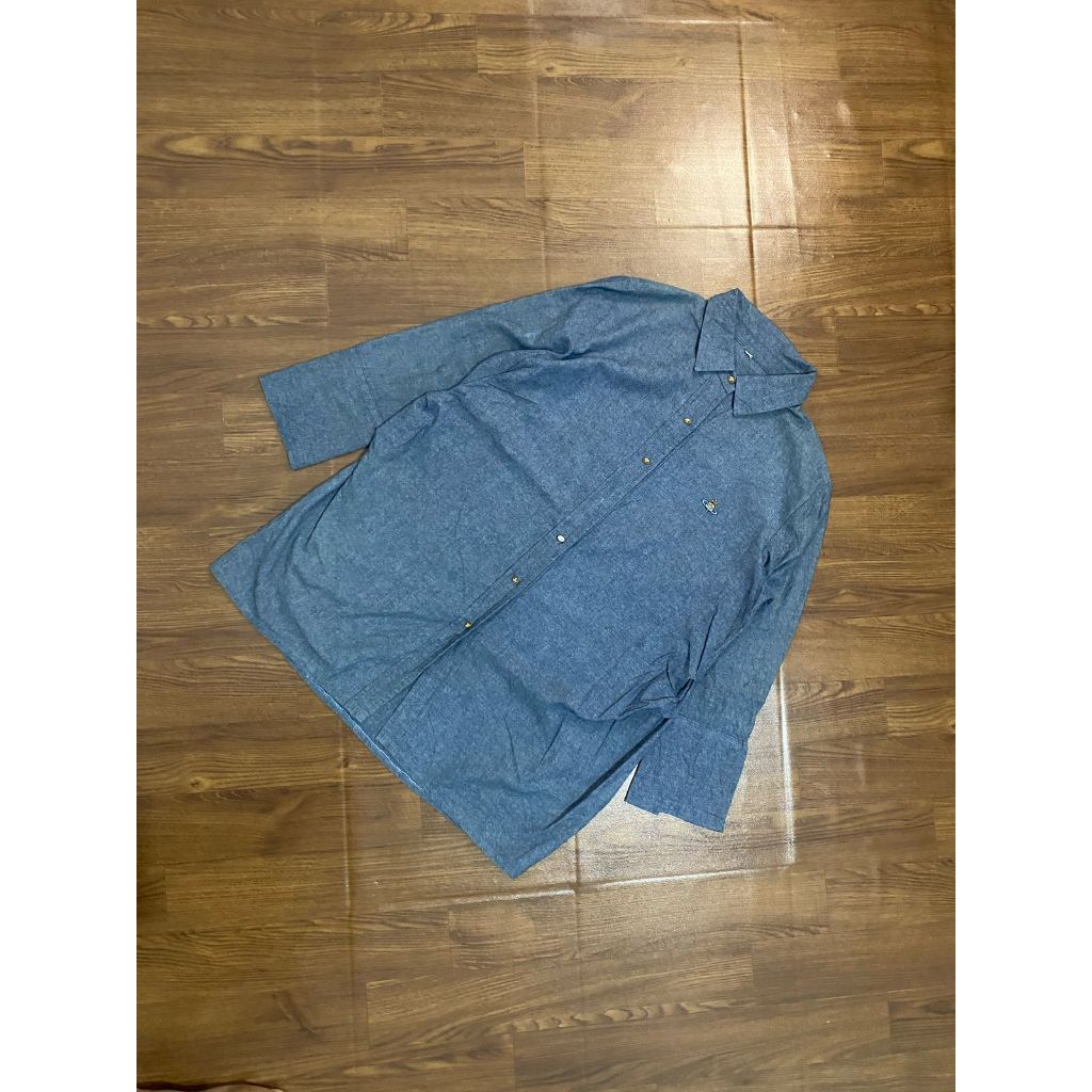 Kemeja Vivienne Westwood mantab