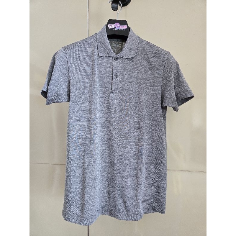 Preloved Tshirt Pria Uniqlo size S