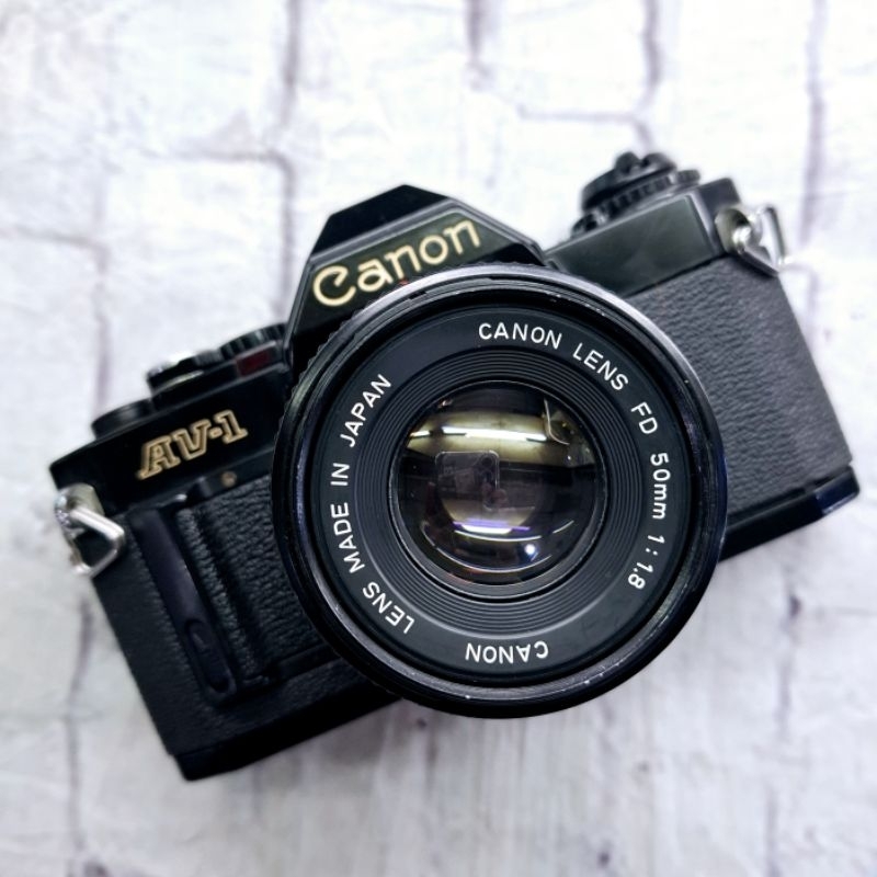 Kamera Analog Canon AV-1 Kit Lensa Canon FD 50mm