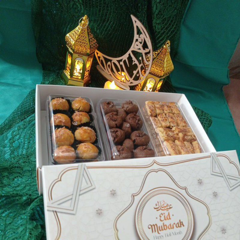 

hampers kue kering lebaran premium 3 toples @350gr