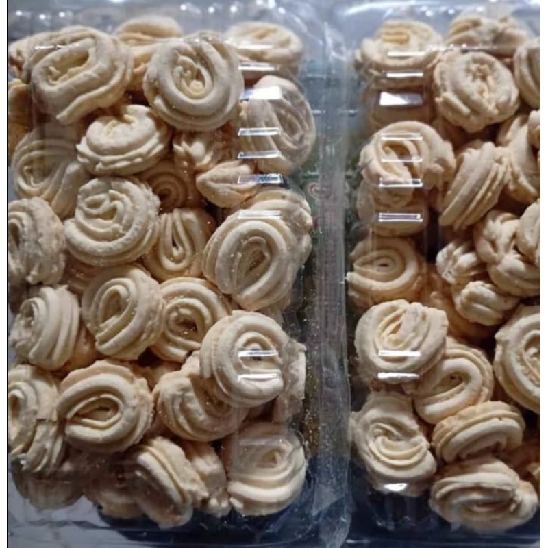 

Kue kering anika rasa gurih dan nikmat