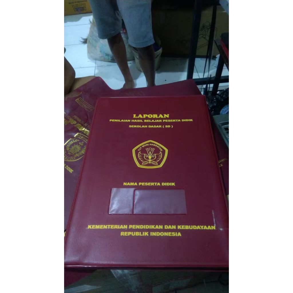 

Map Rapor ukuran B5