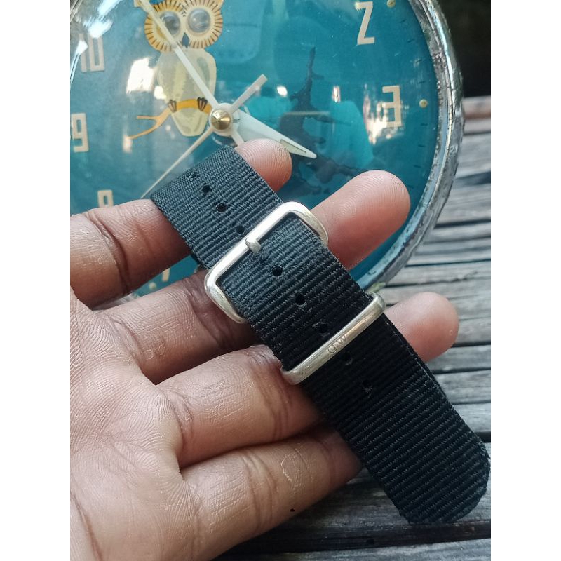 Strap tali jam tangan Daniel Wellington original asli copotan jam DW