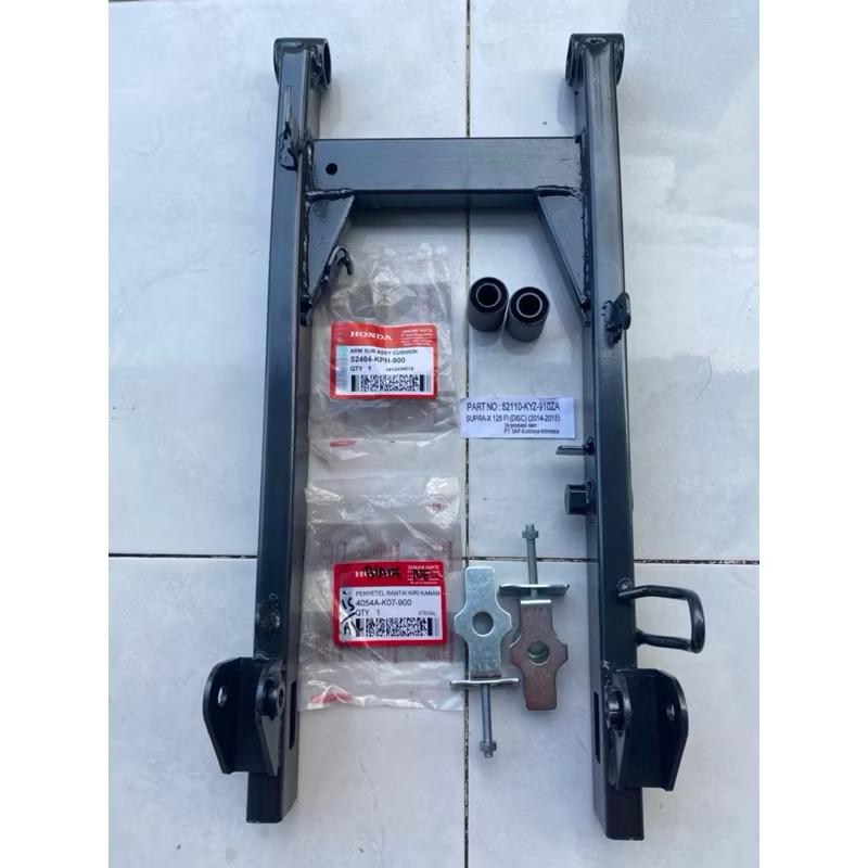 SASIS SWING ARM LENGAN AYUN FORK SUPRA X 125 F1 SUPRA X 125 FI SUPRA HELM IN KYZ SASIS SUPRA HELMN I