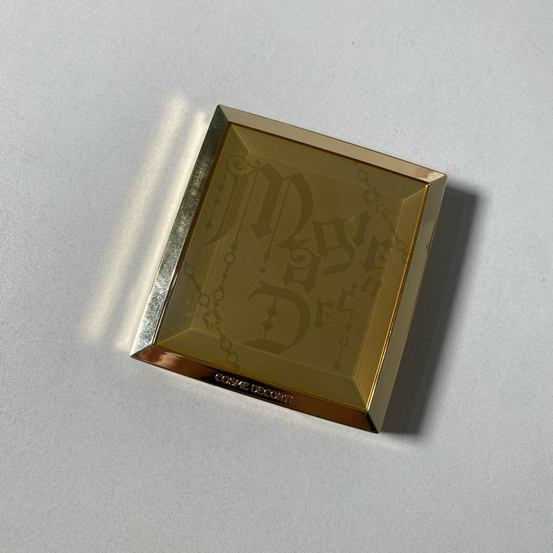 Eyeshadow COSME DECORTE - 00 / eyeshadow jepang