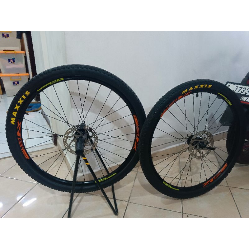 whilset slx Polygon primer 5 size 27.5 kondisi copotan.