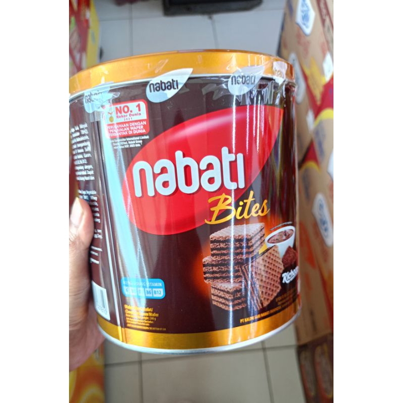 

Nabati Bites Wafer Kaleng 240 gram/wafer kaleng seasonal lebaran/wafer kaleng murah