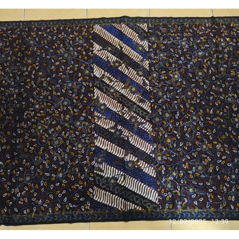 sarung jumbo batik tulis lasem