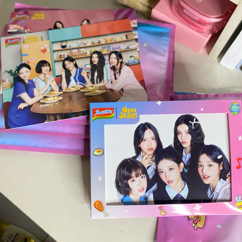 Official Postcard New Jeans x Indomie