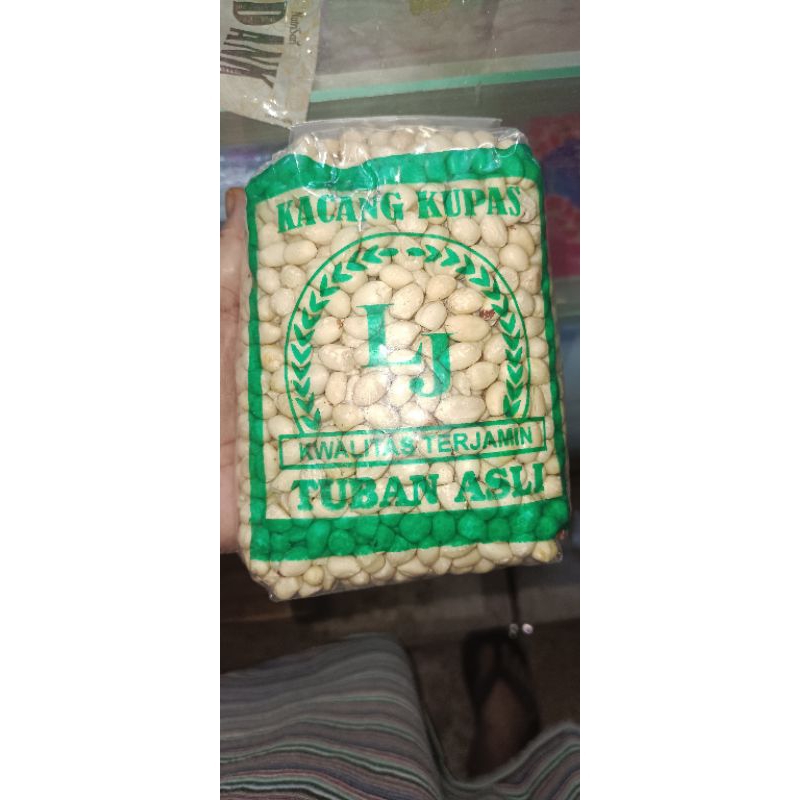 

Kacang Tuban asli, Kacang Kupas kecil, Kacang tanah Tuban 500 g