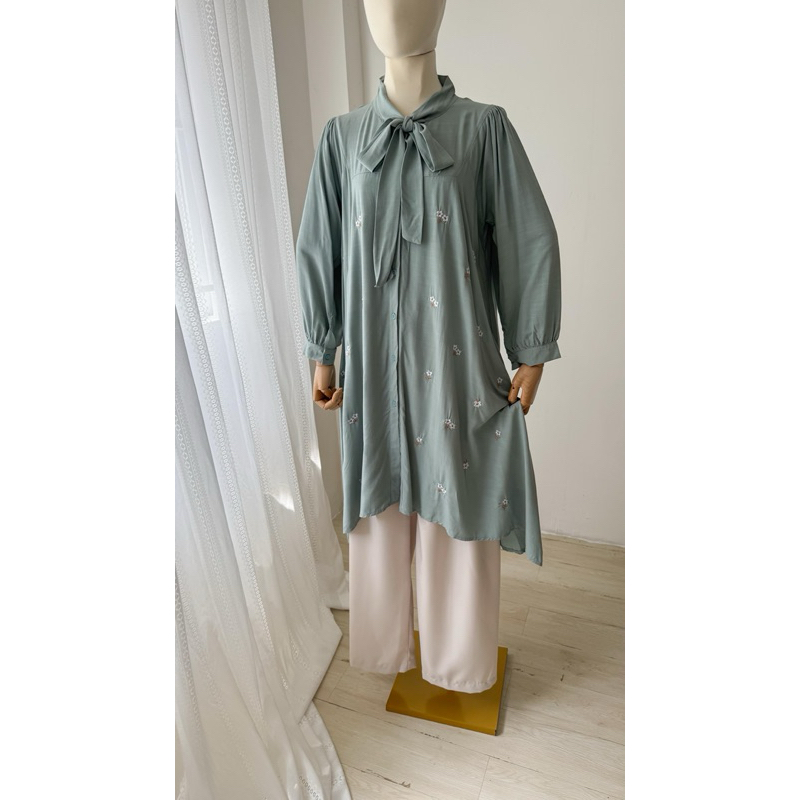 AMORA TUNIK // TUNIK CRINKLE //TUNIK MOTIF BUNGA //TUNIK BUNGA KECIL // TUNIK LENGAN BALON