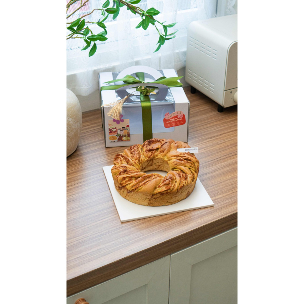 

Eid Lebaran Hampers - Pandan Dadar Gulung Babka