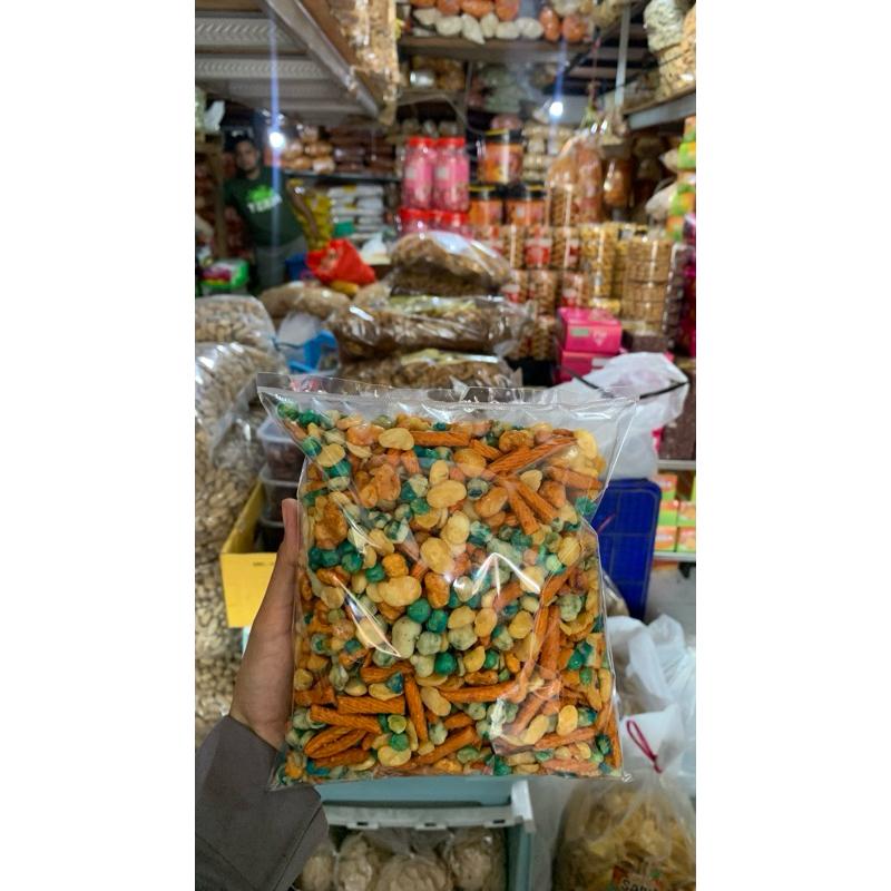 

KACANG MIX
