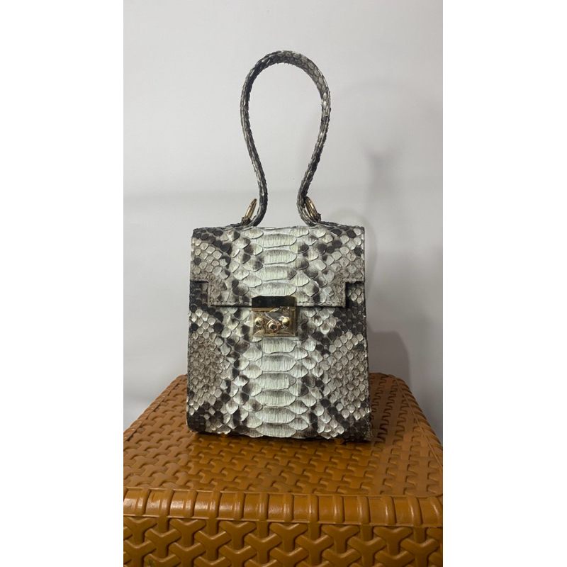 TAS KULIT ULAR ANDIN #ANDINBAGS#TASKEKINIAN#taskulitular