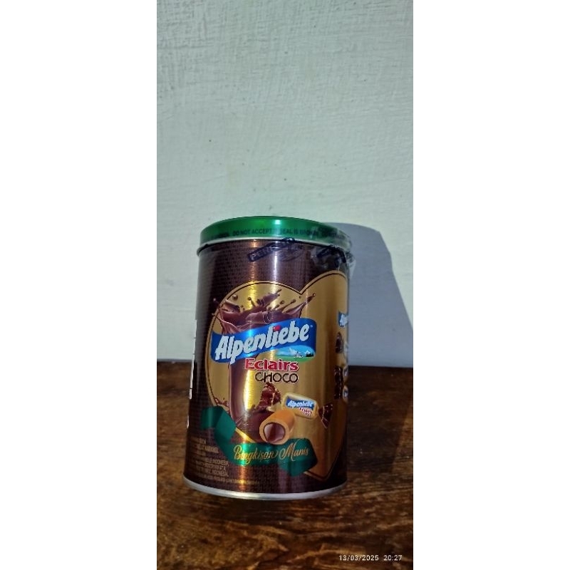 

Alpenliebe Permen Coklat (Eclairs Choco) Kemasan Kaleng Minimalis Netto 144 gr